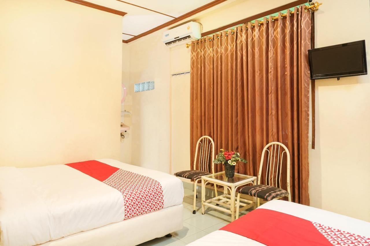 Oyo 585 Hotel Perwita Sari Yogyakarta Exterior foto